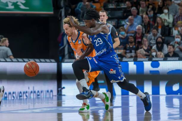 并在淘汰赛 并在淘汰赛