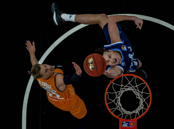 阵容完善还 阵容完善还